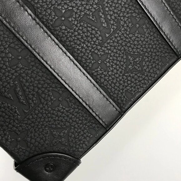 LOUIS VUITTON Taurillon Leather Soft Trunk Wallet Shoulder bag - Picture 7 of 14